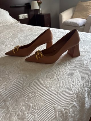 Zapatos tacón grueso marrón/rosa