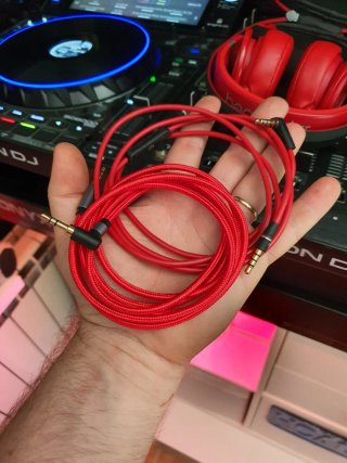 Beats Mixr Rojo Escarlata David Guetta