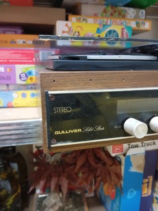 Tocadiscos Gulliver Stereo