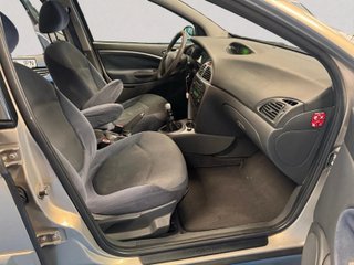 Citroen C5 2.0 HDI Magic 80 kW (110 CV)