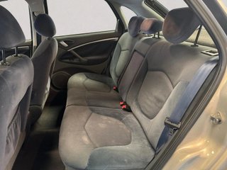 Citroen C5 2.0 HDI Magic 80 kW (110 CV)