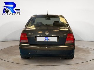 Volkswagen Bora Conceptline 1.6 77 kW (105 CV)