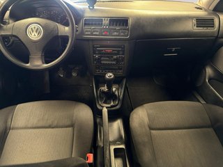 Volkswagen Bora Conceptline 1.6 77 kW (105 CV)