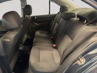 Volkswagen Bora Conceptline 1.6 77 kW (105 CV)