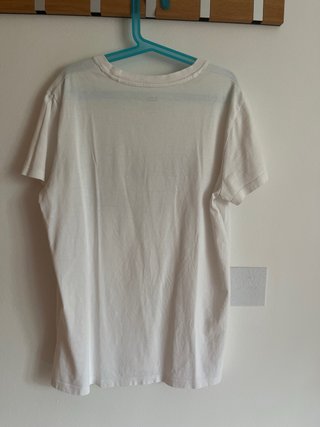 Camiseta Levi's Blanca con Estampado Floral