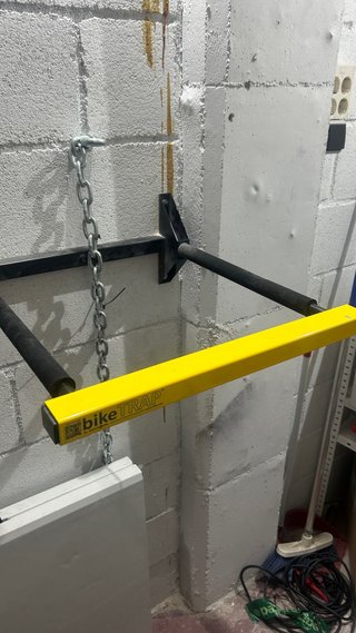 Soporte antirrobo para bicicletas