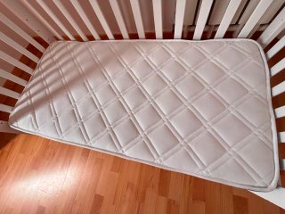 Cuna de bebé blanca 93x122x65cms
