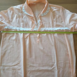 Camicia da notte albicocca con pizzo