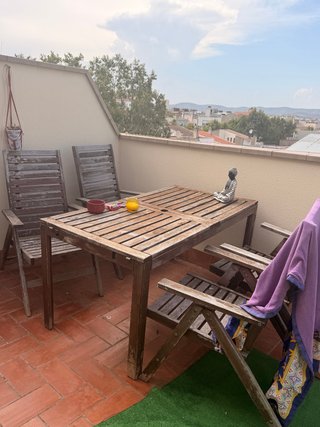 Mesa y 4 Sillas de Madera para Terraza