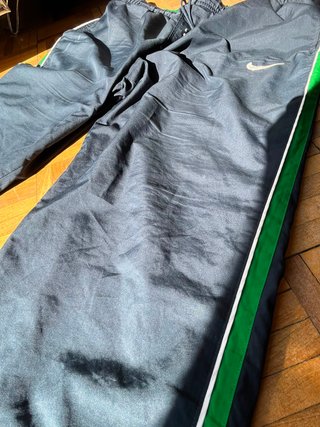 Conjunto Nike Windrunner Verde Negro Blanco