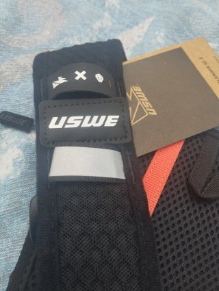 Mochila USWE Outlander XC 2L Negra