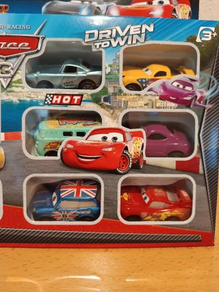 Lote 12 coches fricción Cars (Plástico)