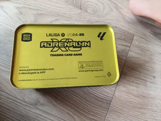 Caja Metálica LaLiga Adrenalyn 2024-25