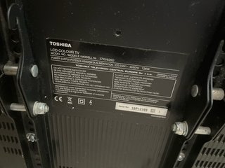 TV LCD Toshiba 37 REGZA + Soporte pared