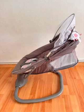 Mecedora musical electrónica infantil carga USB