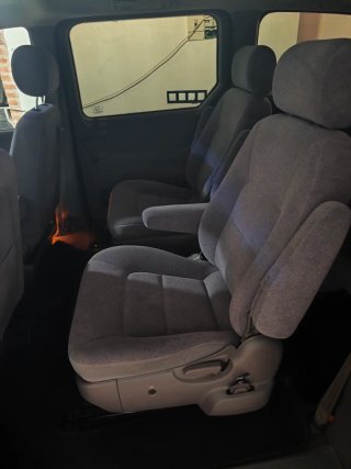 KIA Carnival 2001