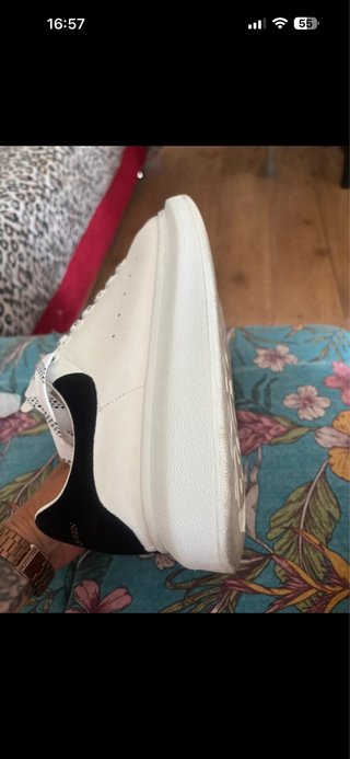 Scarpe Alexander McQueen bianche e nere