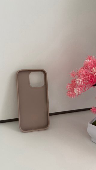 Funda Guess iPhone 16 Pro Blanco Beige, con envío