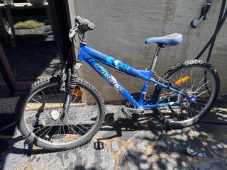 Bicicleta Orbea R24 para arreglar