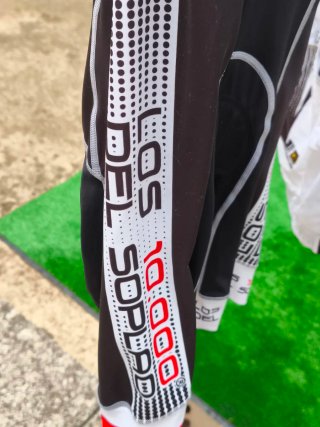 Conjunto Ciclismo Maillot y Culotte Los 10.000 del