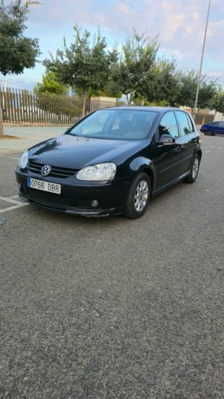 Volkswagen golf 5 2004