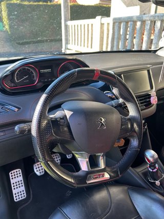 Peugeot 208 2017