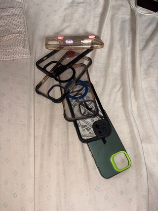 Funda iPhone Spigen con Diseño Cruz Destiny
