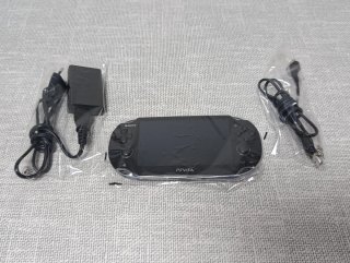 Consola Sony PS Vita 1004 Negra