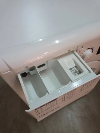 Lavadora Indesit EWDE 861483 W IT N 8 kg