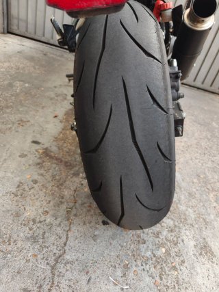 Kawasaki Z750