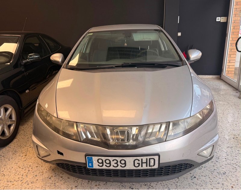 Honda Civic 2008 - foto 1