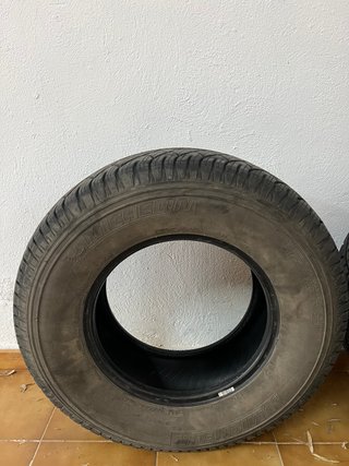 2 Neumáticos 265/70R16 Michelin