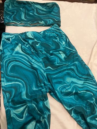 Conjunto Top y Pantalón Estampado de FIESTA