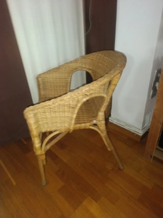 Sillón de mimbre