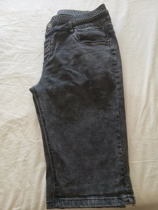 Pantalón vaquero capri gris hombre