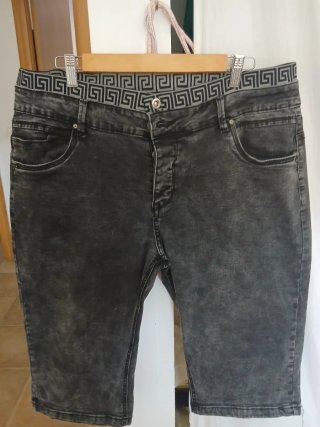 Pantalón vaquero capri gris hombre