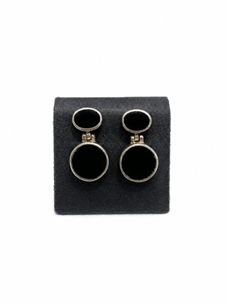 Pendientes plata con piedras negras lisas