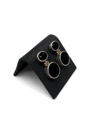 Pendientes plata con piedras negras lisas