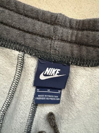 Pantalón chándal Nike Gris Talla M (173 cm)