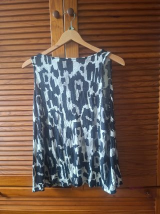 Camiseta Mango Verano Sin Mangas Estampada T. XL