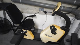 Bicicleta Estática Reclinada Fuel Fitness