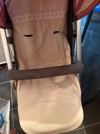 Silla de paseo rosa con funda