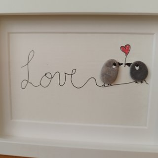 Cuadro "Love" con pajaritos — Pebble Art