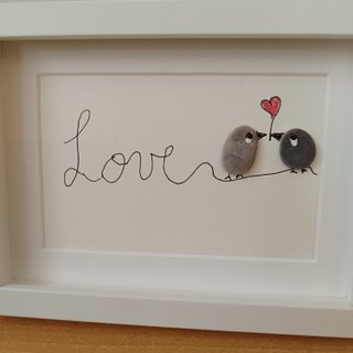 Cuadro "Love" con pajaritos — Pebble Art