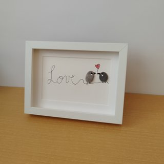 Cuadro "Love" con pajaritos — Pebble Art