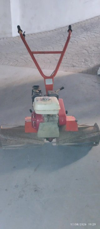 Motocultor Movicam Honda 5.5 + 2 aperos