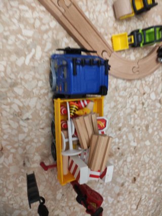 Tren de madera para niños