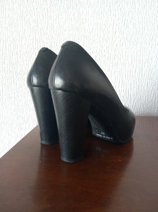 Zapatos Mustang Talla 37 Negros