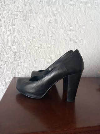 Zapatos Mustang Talla 37 Negros