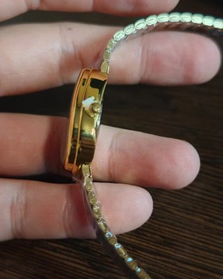 Reloj Nuevo de Mujer Diseño Único Tipo Serpiente